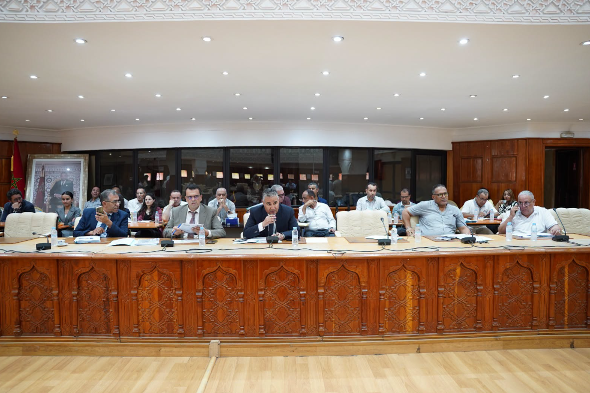 Le Conseil communal de Marrakech adopte à l'unanimité 5 projets majeurs en session extraordinaire