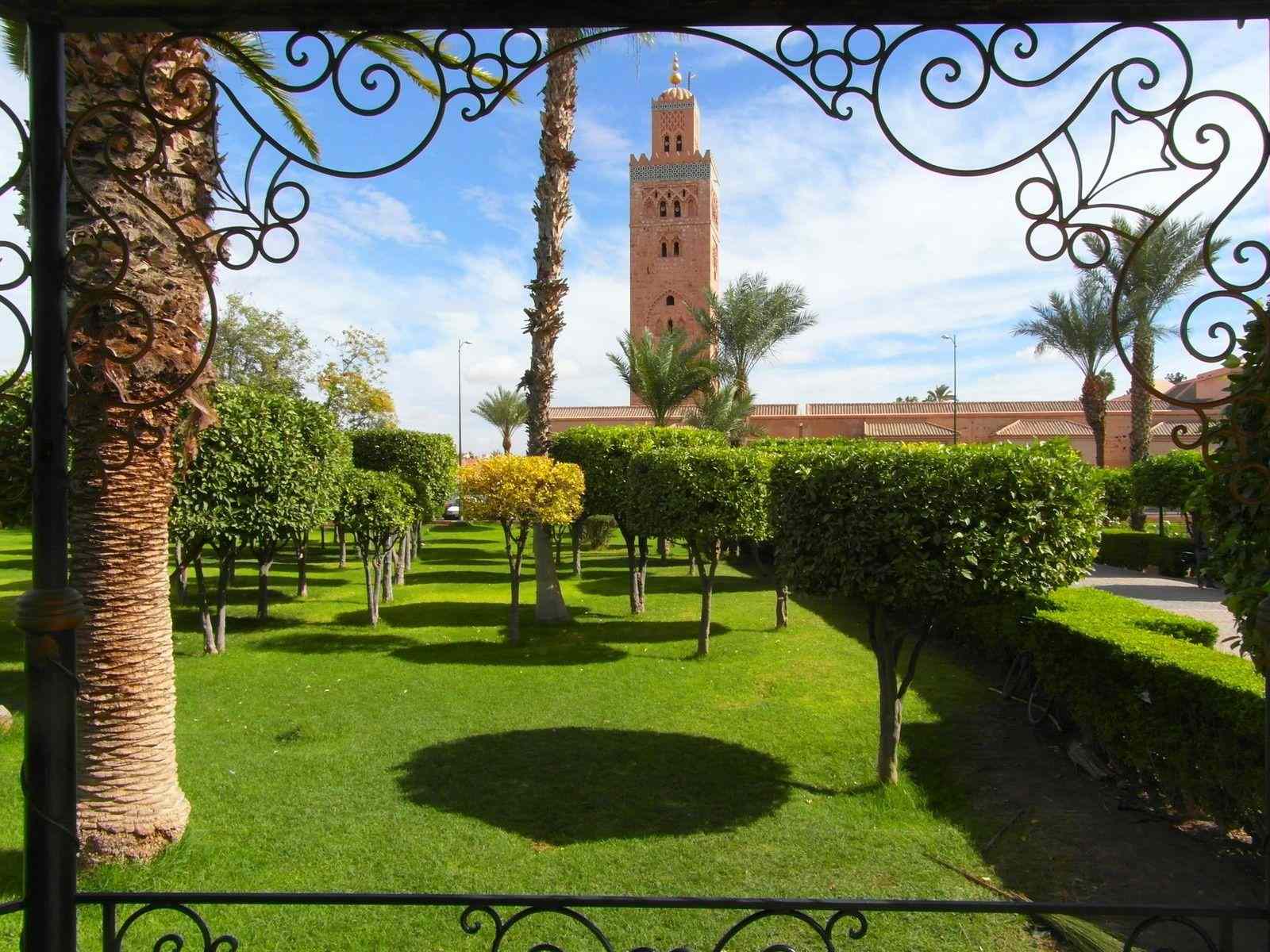  Parc Lalla Hasna : une oasis verte au pied de la Koutoubia